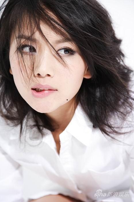 曹曦文性感照片,魅力四溢，美艳动人