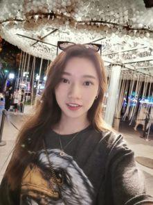 自拍人像 背景,自拍人像背景下的故事与情感