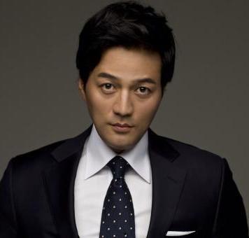 电影男明星,揭秘电影界璀璨男明星的辉煌历程