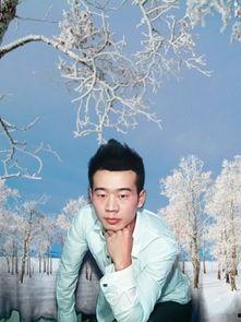 严冬个人资料,坚韧不拔的职场精英，逆境中的璀璨星辰